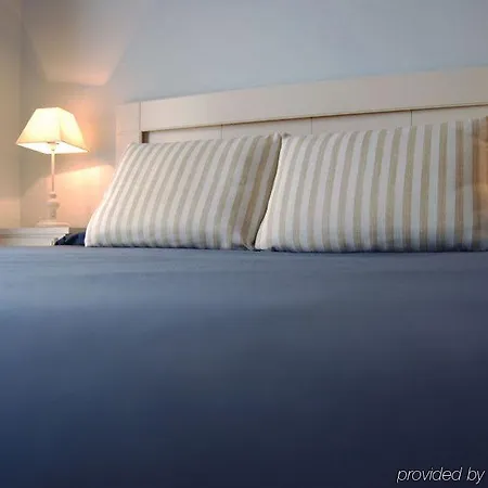 Отель Alexandra Benstarhotelgroup 3*