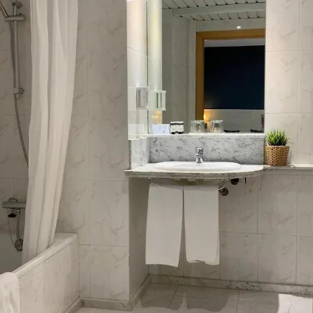 Alexandra Benstarhotelgroup