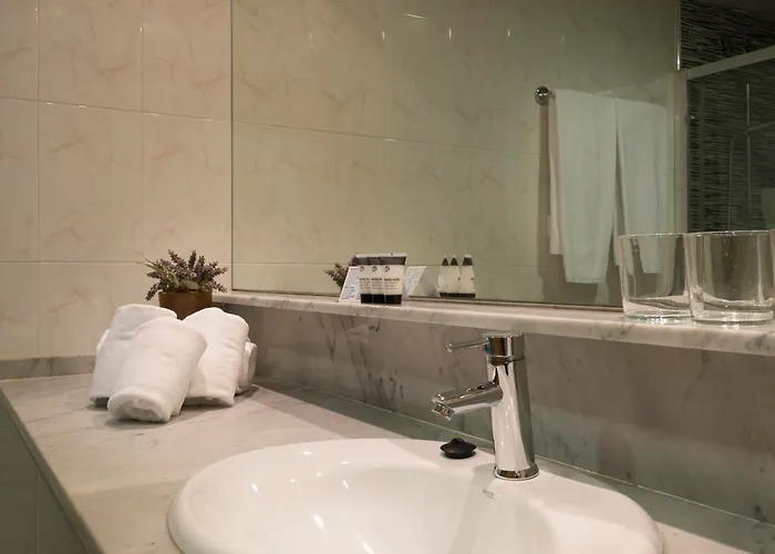 Alexandra Benstarhotelgroup