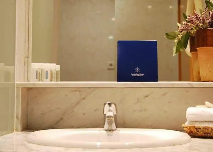 Alexandra Benstarhotelgroup 3*